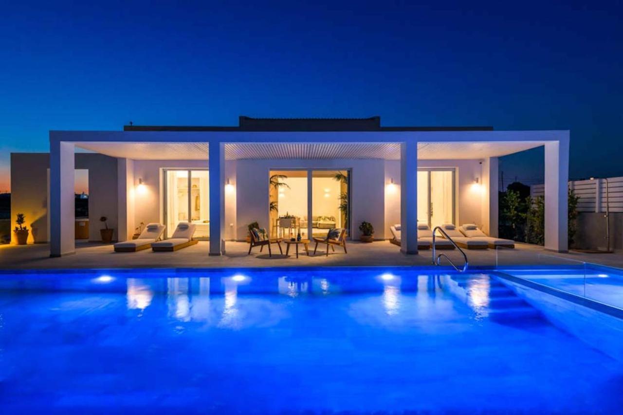Seashore Beachfront Villa Lakhania Extérieur photo