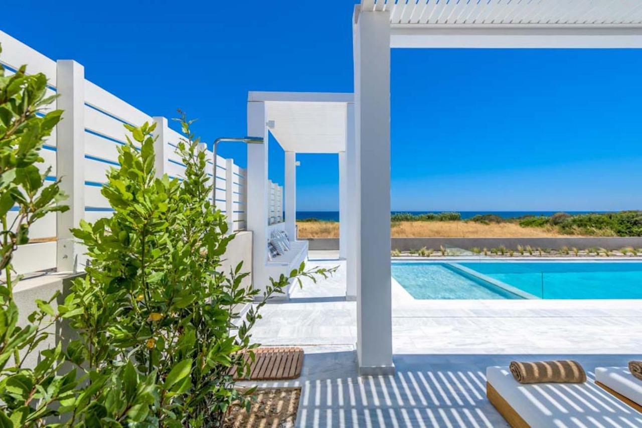 Seashore Beachfront Villa Lakhania Extérieur photo