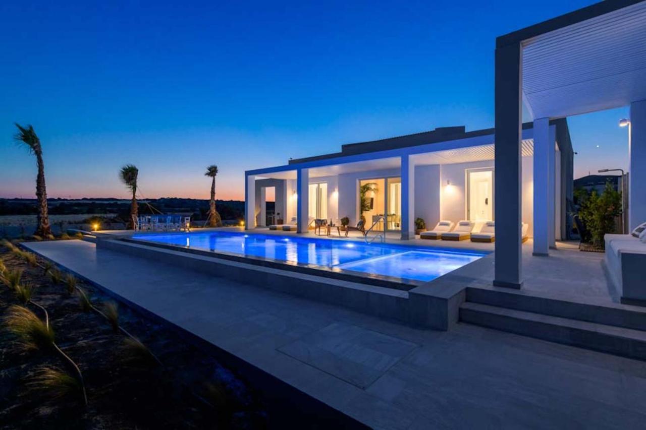 Seashore Beachfront Villa Lakhania Extérieur photo