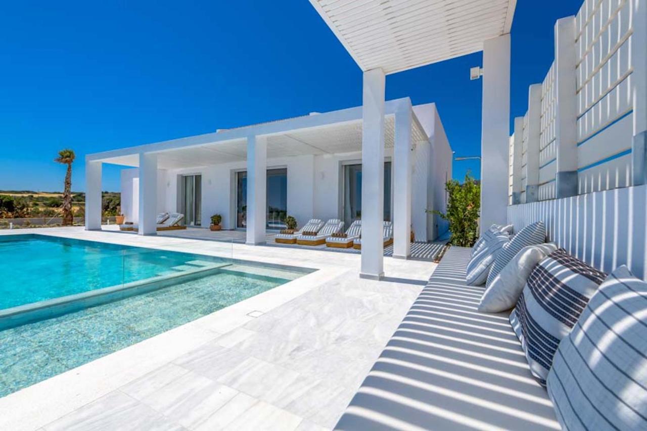 Seashore Beachfront Villa Lakhania Extérieur photo