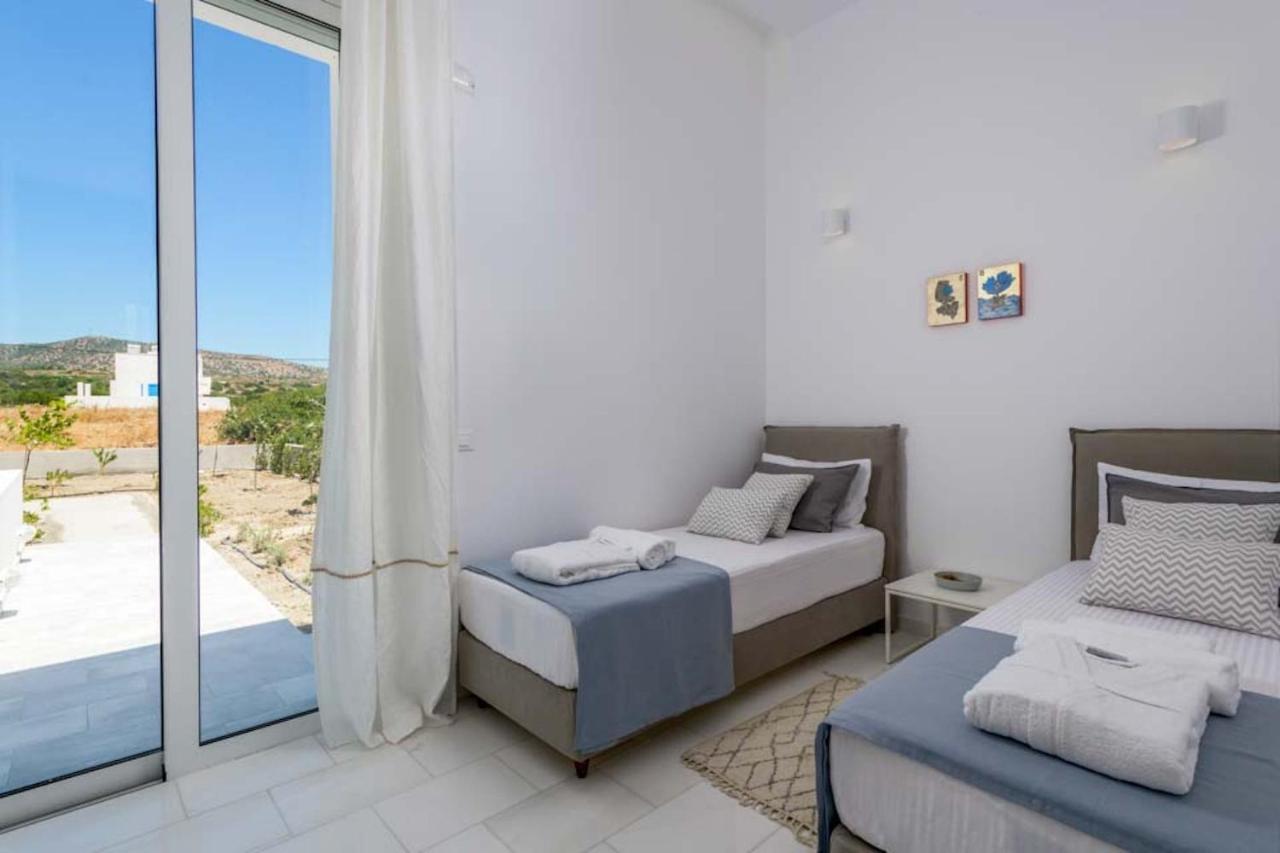 Seashore Beachfront Villa Lakhania Extérieur photo