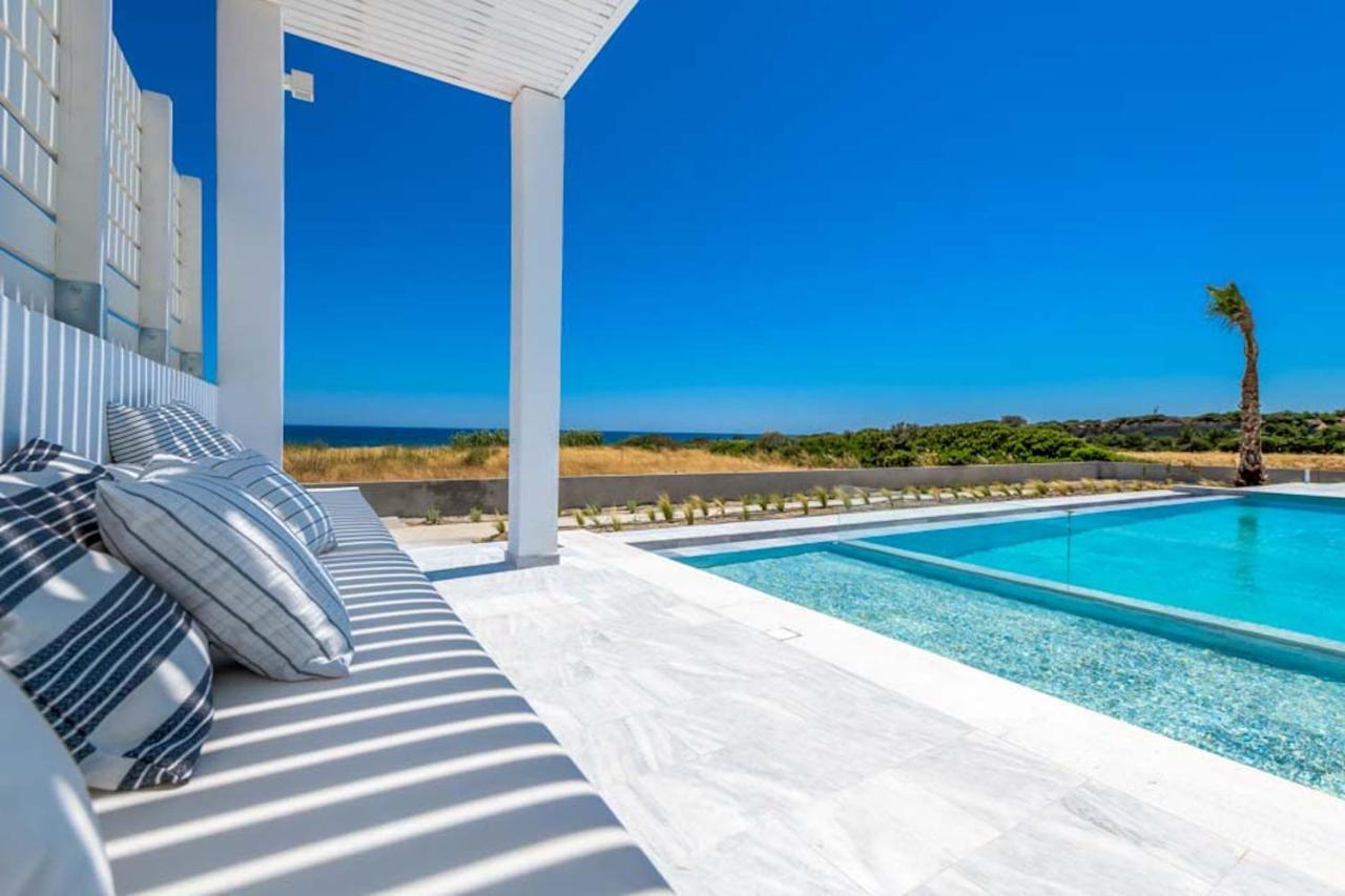 Seashore Beachfront Villa Lakhania Extérieur photo