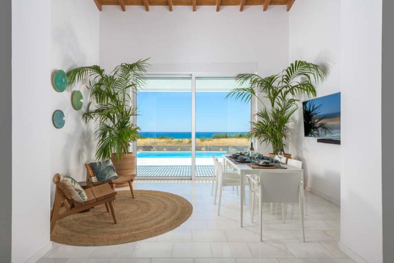 Seashore Beachfront Villa Lakhania Extérieur photo